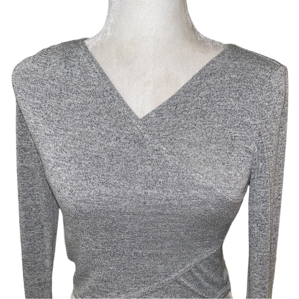Aritzia Wilfred Free Flavia Heather Gray Long Sleeve Wrap Crop Top Baby Tee - XS - Picture 4 of 13